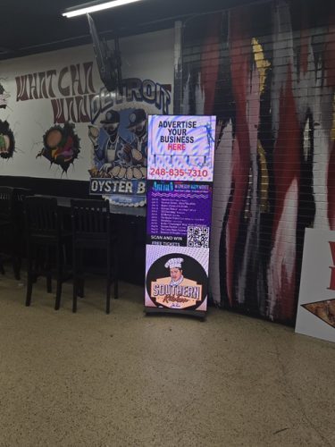 Whatcha Wanna Eat Food Hall, McNichols Detroit Detroit – WhatCHA Wanna Eat (Six Mile)